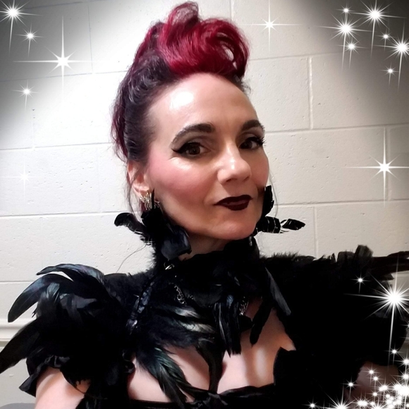 Meet your Posher, Carla - Picture 8 of 8